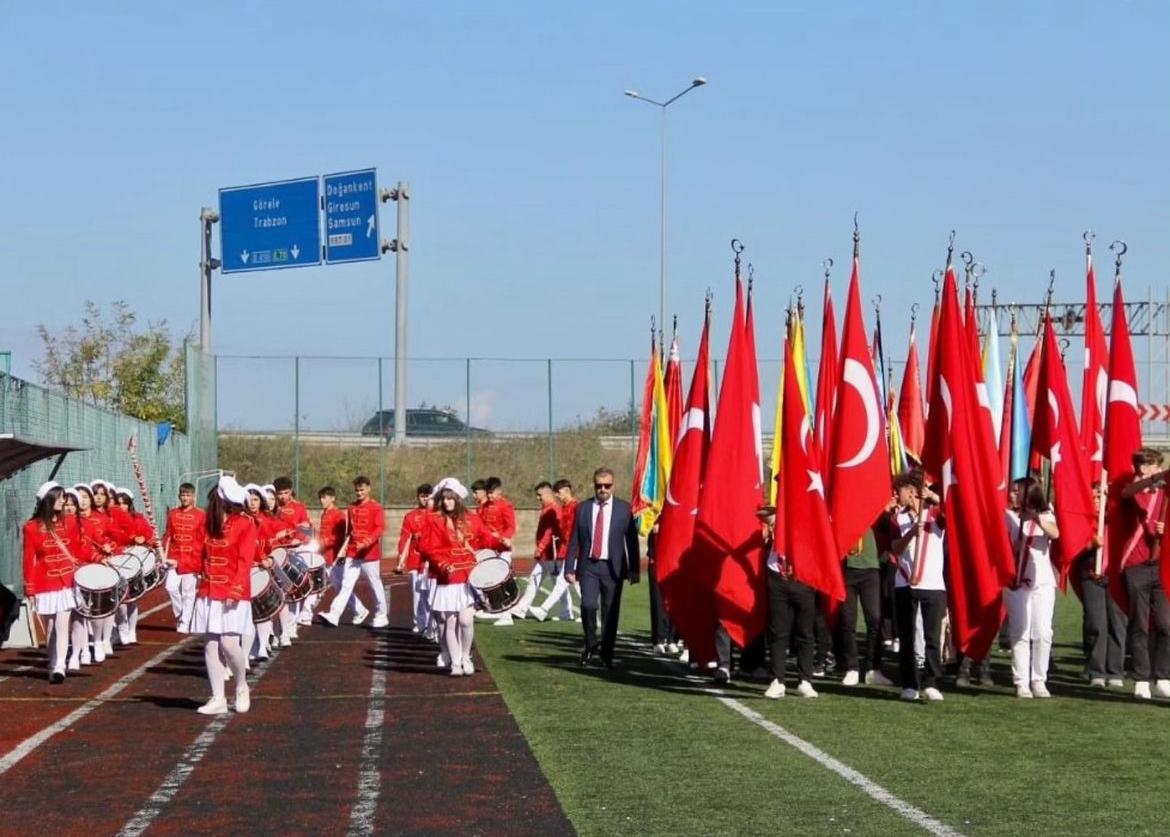 Cumhuriyetimizin 101. Yılı İlçemizde Büyük Bir Coşkuyla Kutlandı